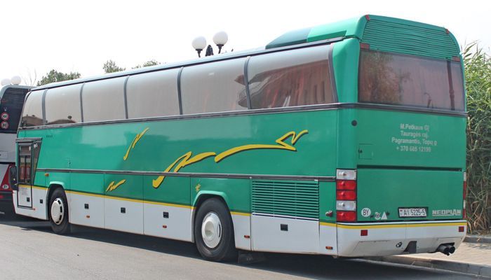 Neoplan Spaceliner - стоянка на курорте