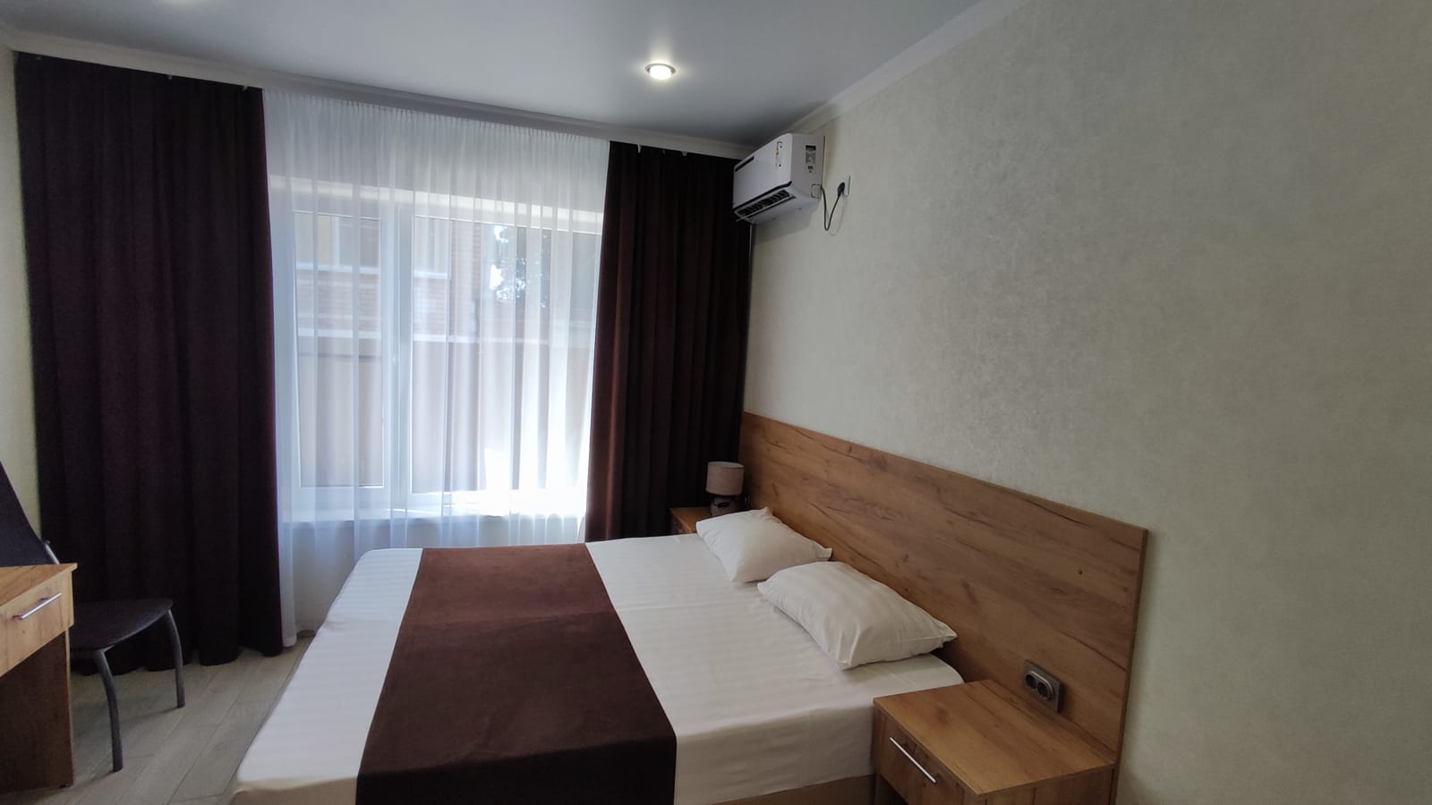 «МореОн», миниотель с бассейоном в Ейске